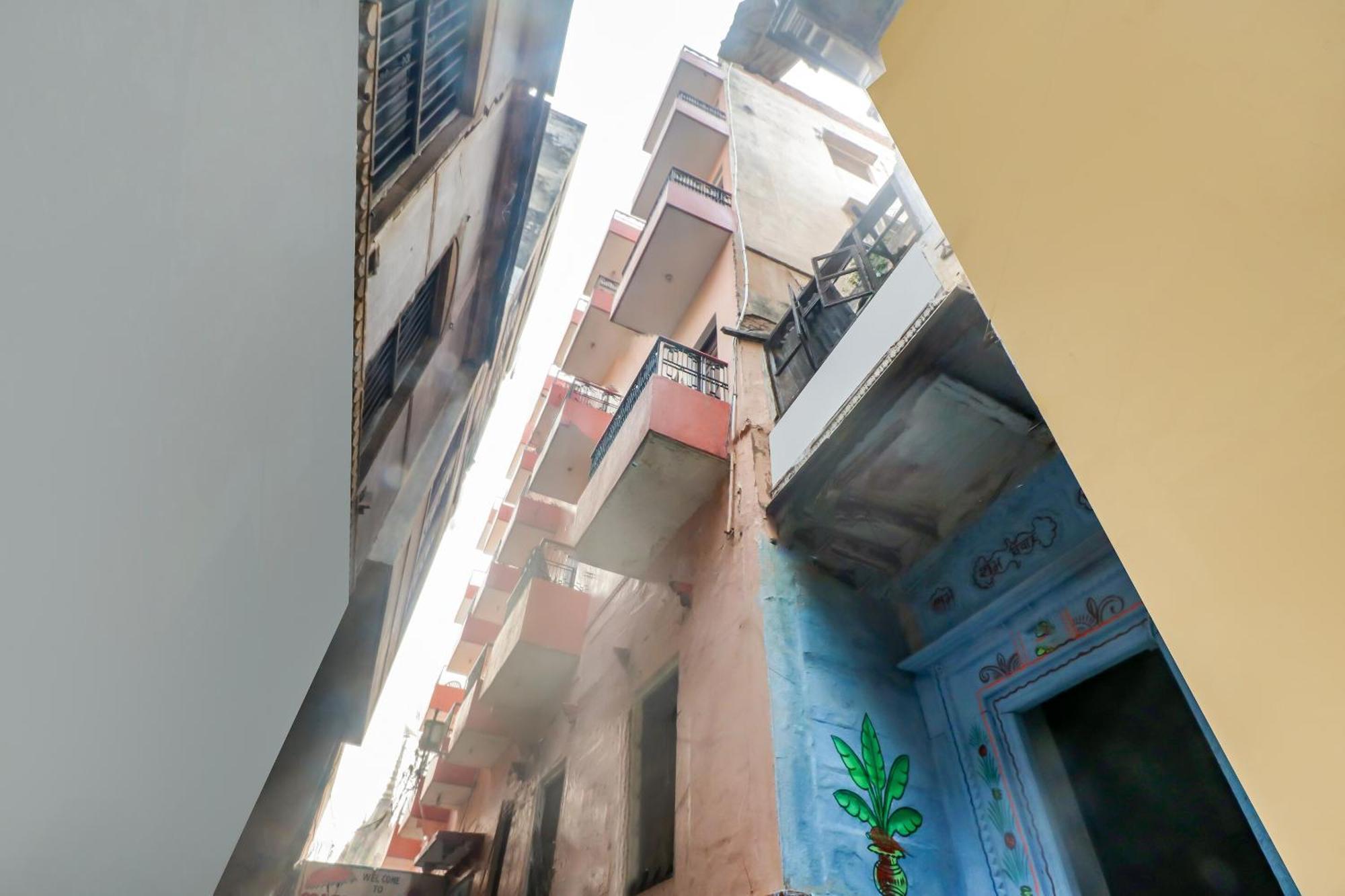 Spot On Mishra Guest House Varanasi Luaran gambar