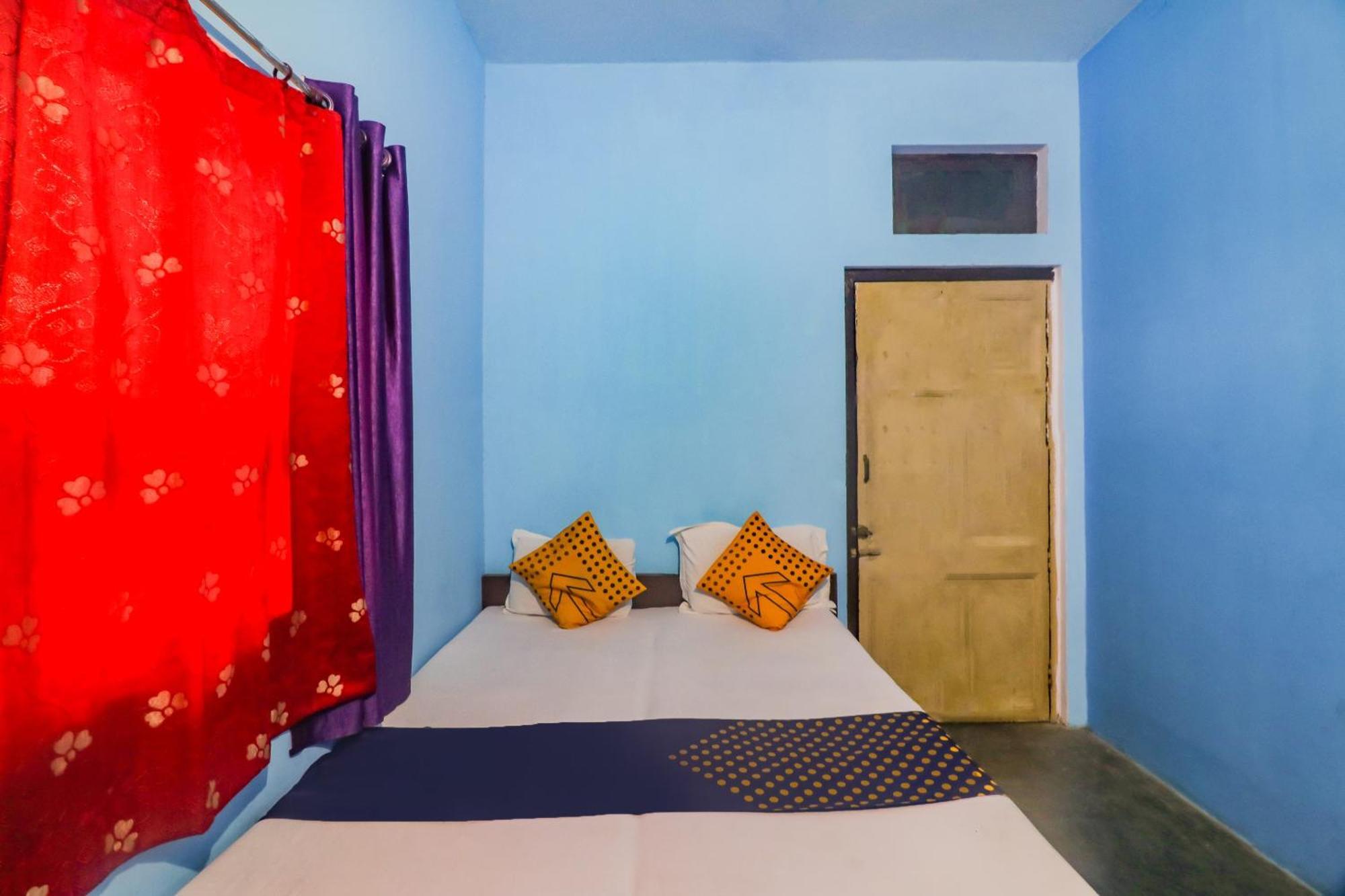 Spot On Mishra Guest House Varanasi Luaran gambar