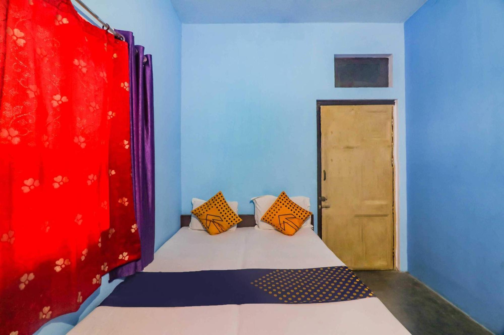 Spot On Mishra Guest House Varanasi Luaran gambar