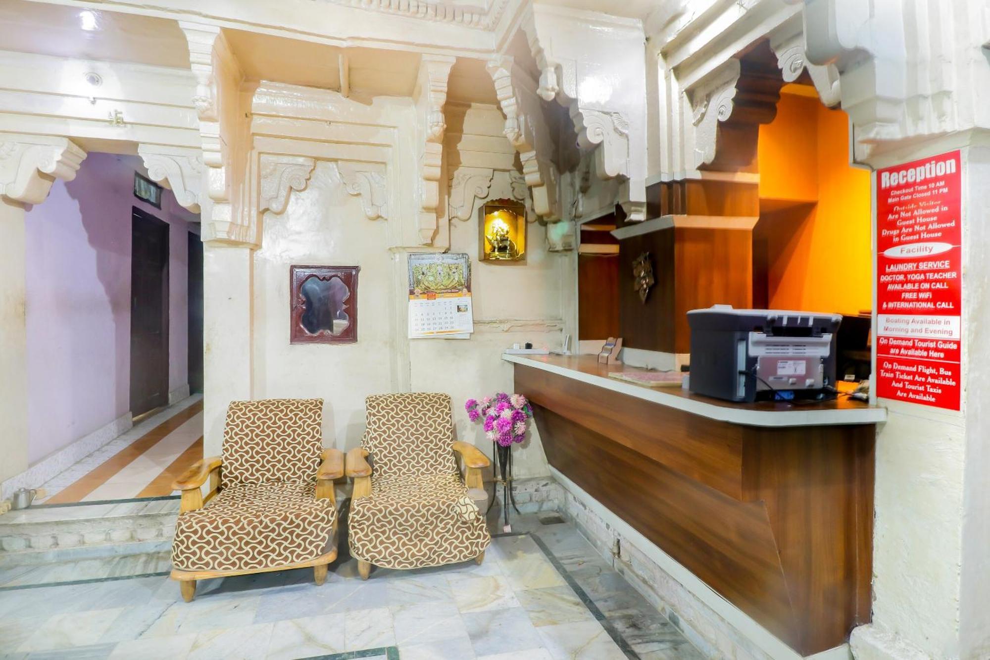 Spot On Mishra Guest House Varanasi Luaran gambar